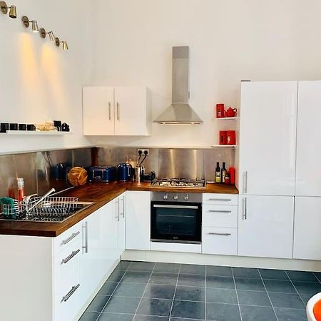 Ferienwohnung Beautiful Flat Perfect For A Seaside Break! Hove Exterior foto