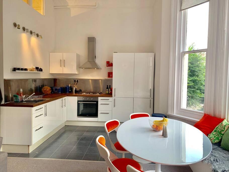 Ferienwohnung Beautiful Flat Perfect For A Seaside Break! Hove Exterior foto